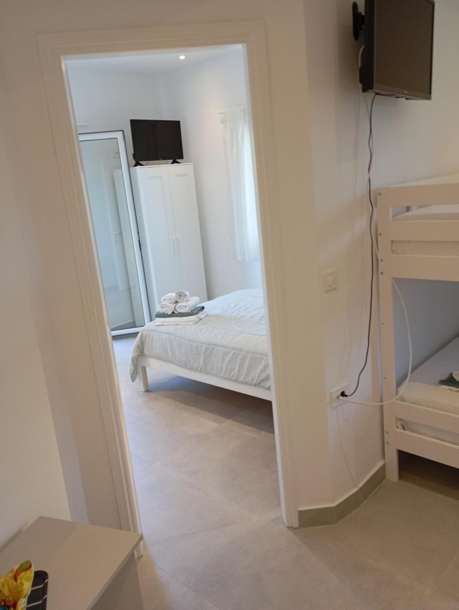 Anastasias Apartments Iria Ngoại thất bức ảnh